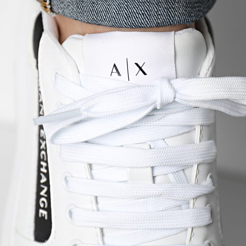 Baskets XUX167-XV657 Optic White Black