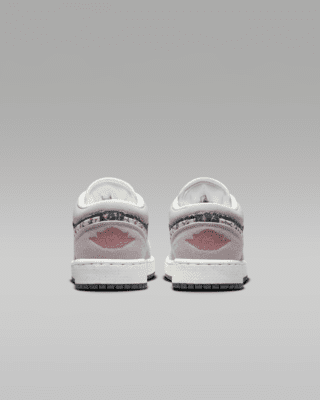 Air Jordan 1 Low SE Older Kids' Shoes
