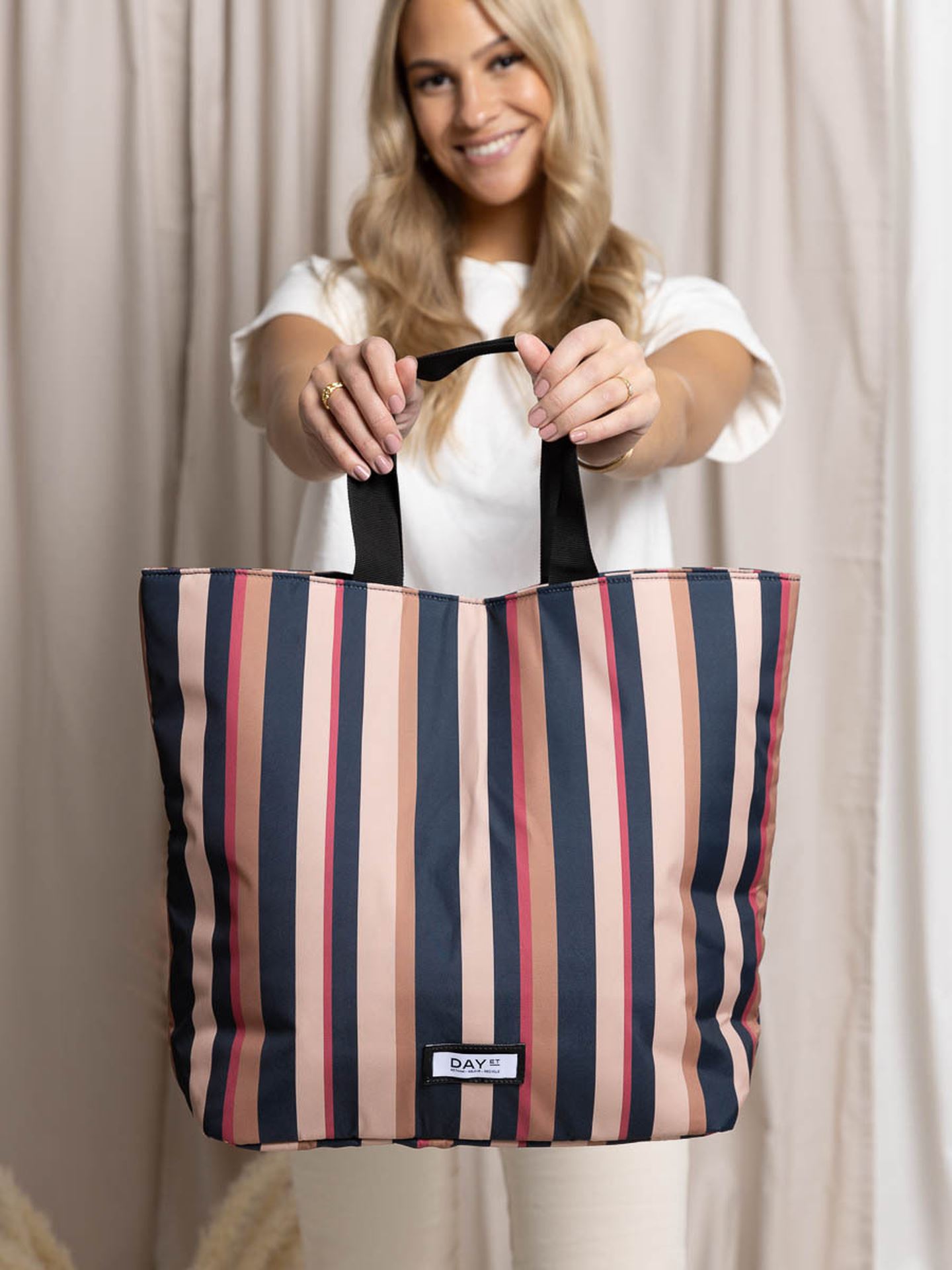 Gweneth RE-P Theme Open Tote