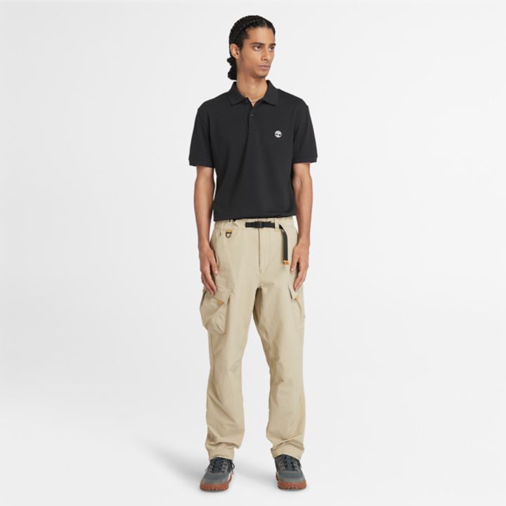 Camiseta masculina Dunstan River Slim-Fit na cor preta.