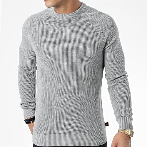 Pull AVP-174 Gris