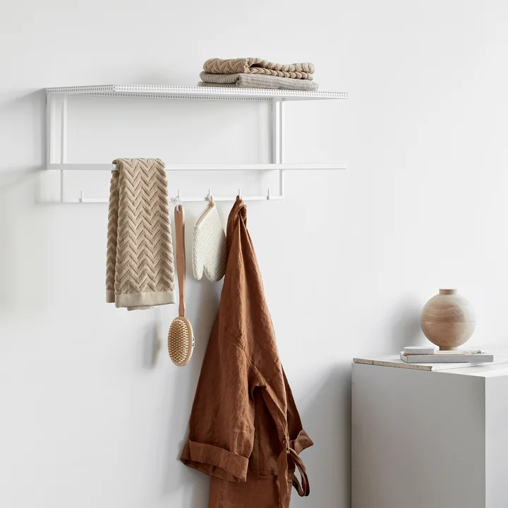 Kristina Dam Studio - Grid Wandgarderobe, schwarz