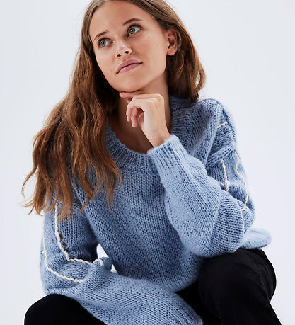 LMTD Bluse - Strick - NlfKarla - Ashley Blue m. Lochmuster
