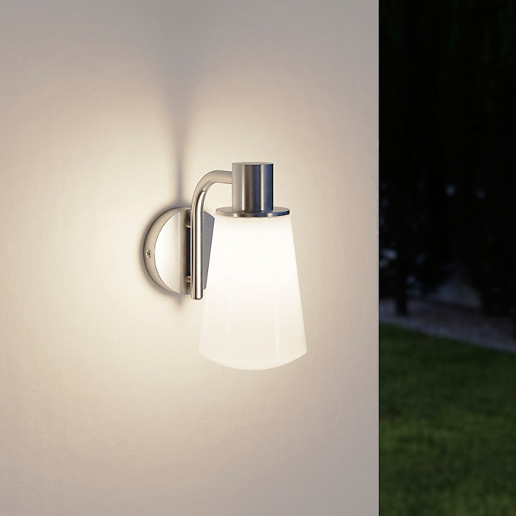 Applique murale murale descendante Charwell E27 IP44 GoodHome chrome