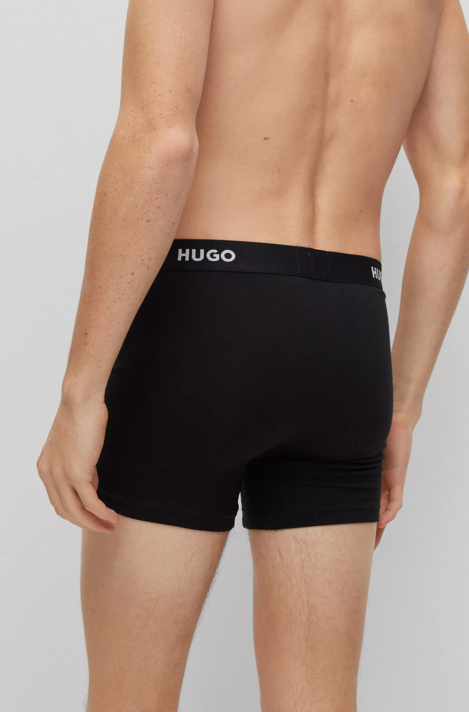 HUGO Vermelho - Pacote com três cuecas boxer de algodão elástico com cós com o logotipo.