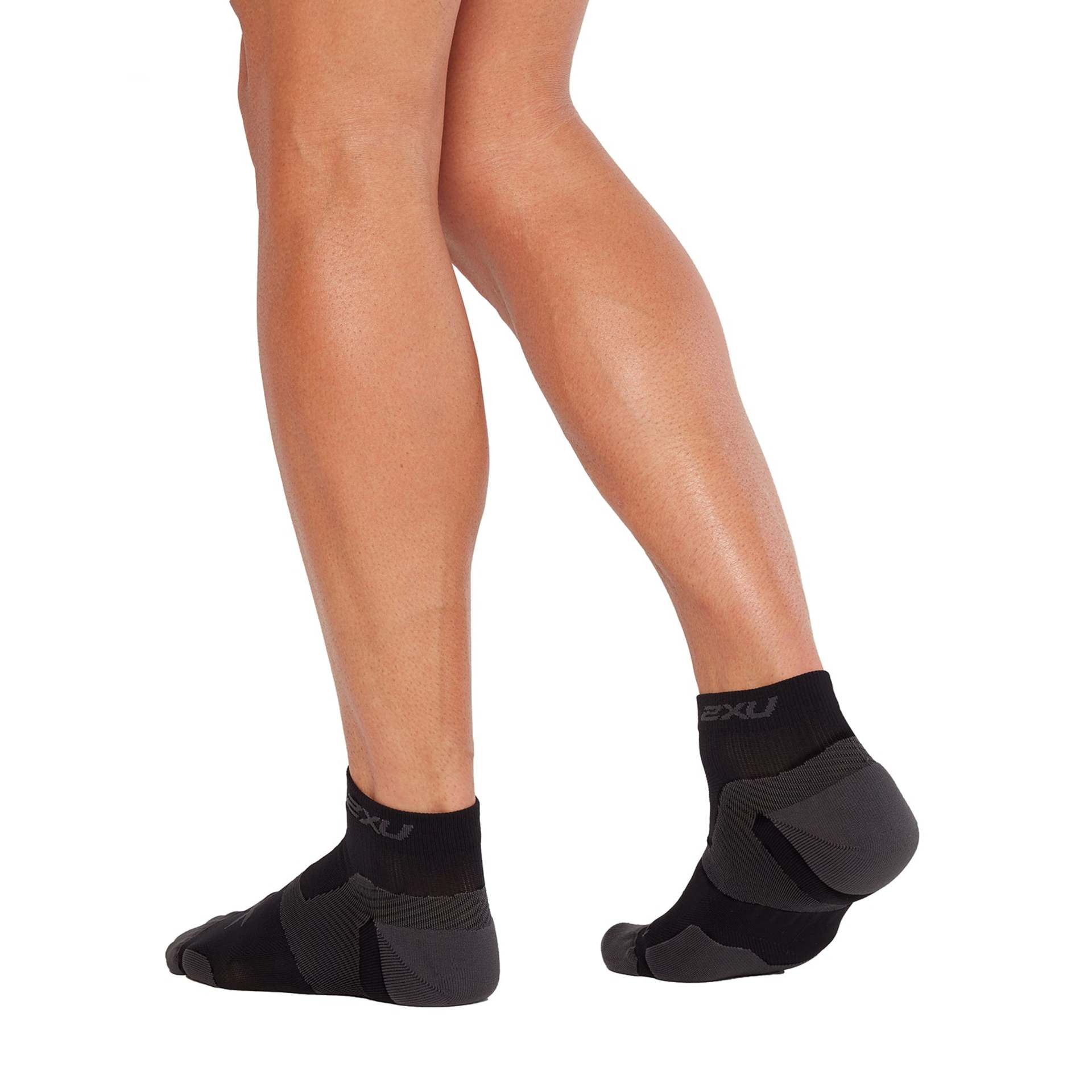 2XU Vectr Cushion 1/4 Crew Compressiesokken Zwart/Grijs