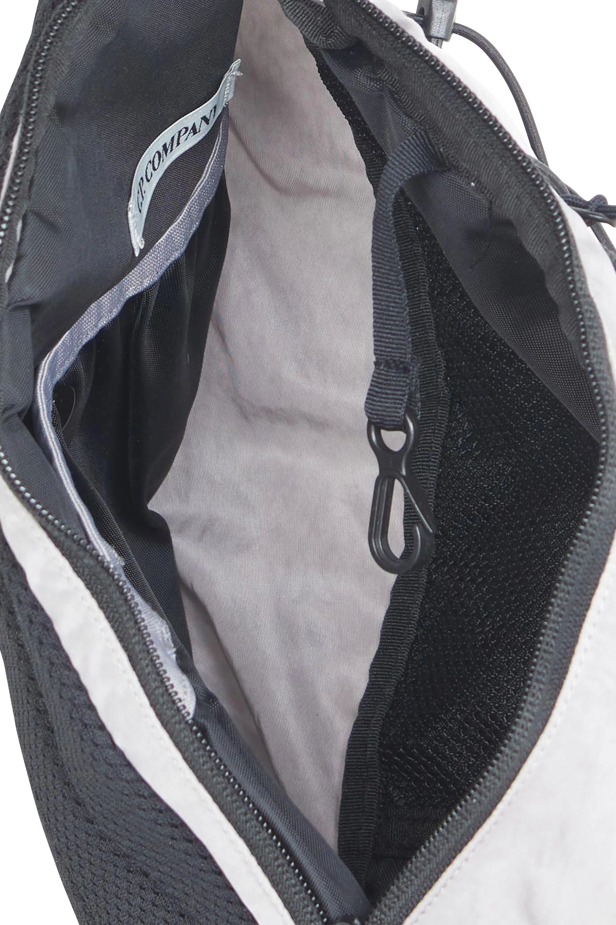 C.P. COMPANY Banane NYLON B CROSSBODY RUCKSACK Gris
