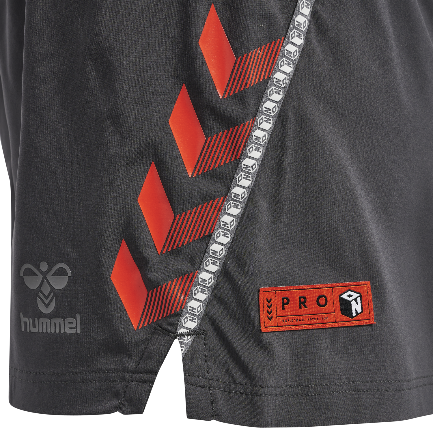 hmlPRO GRID GAME SHORTS WO
