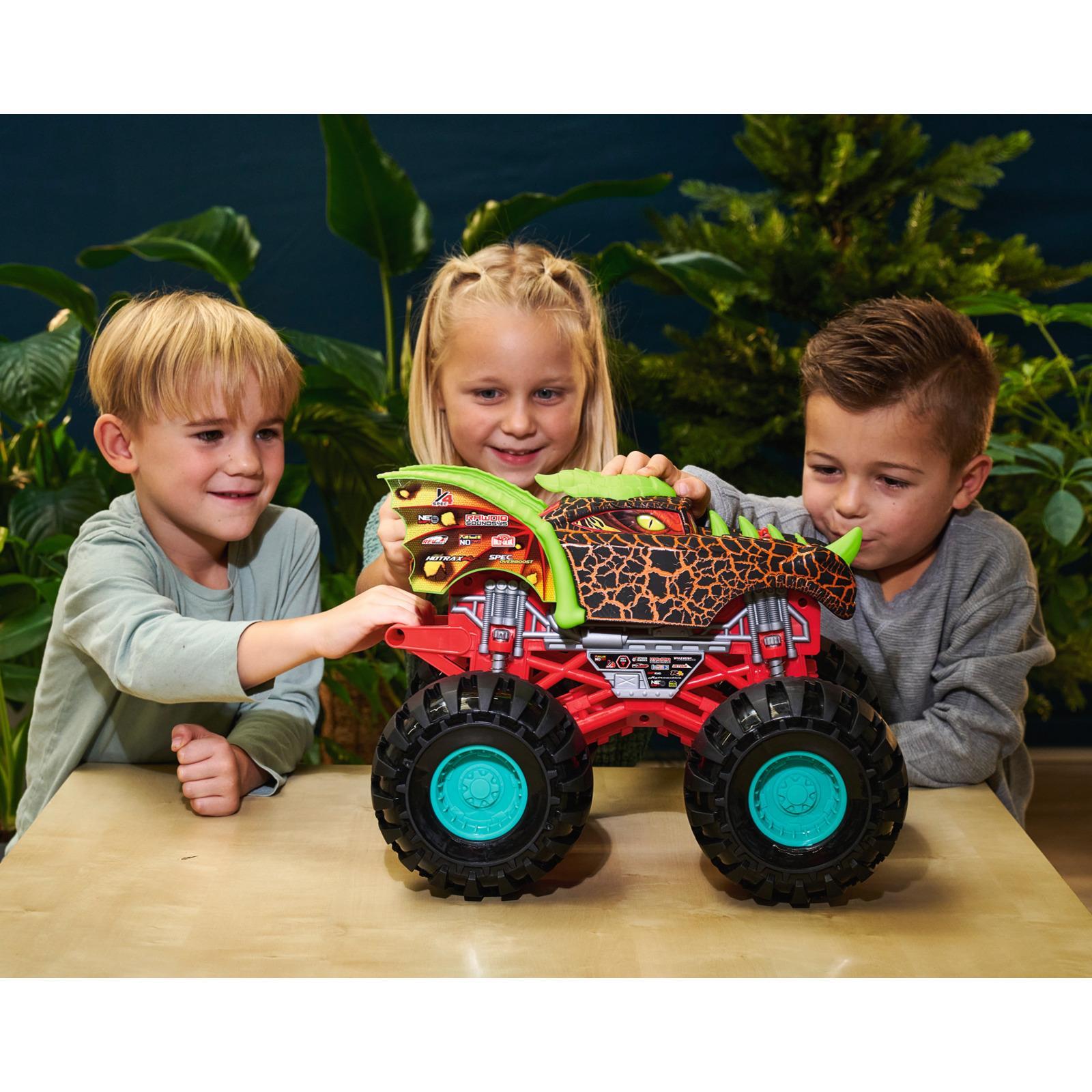 Dickie Toys Dragon Monster Truck