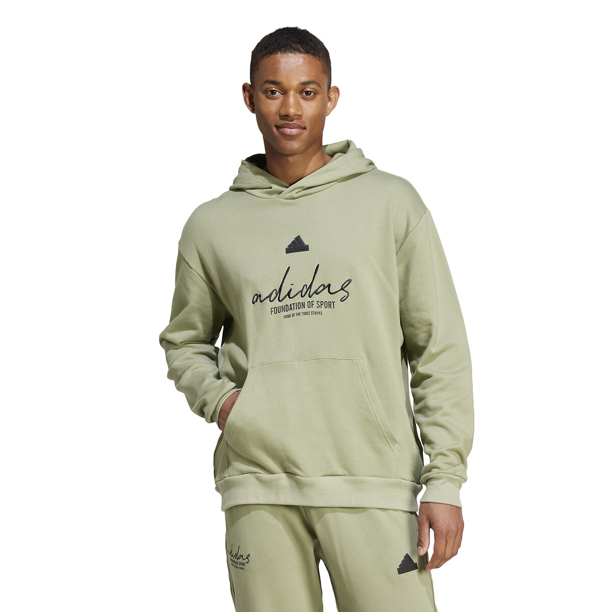ROUPAS ESPORTIVAS ADIDAS<br>Moletom com capuz e logo duplo