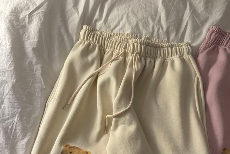 PINPI - Mid Rise Bear Print Sweatpants