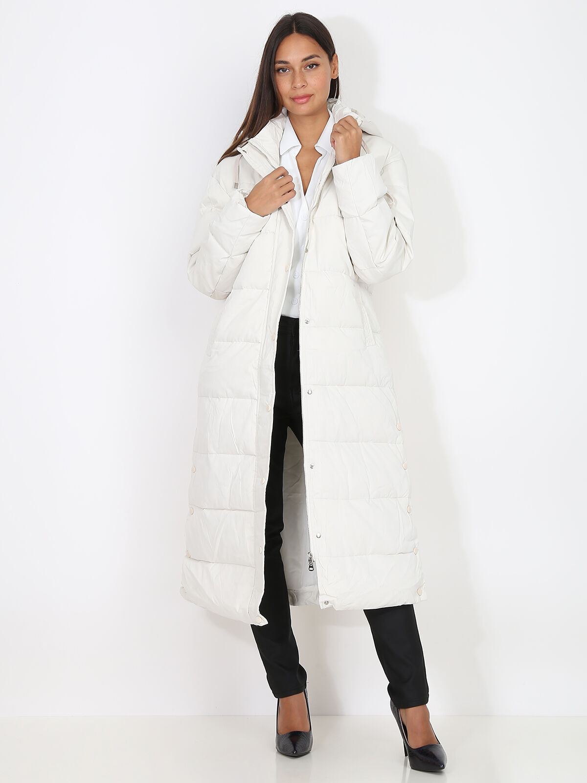 Longue doudoune oversize à capuche- Beige