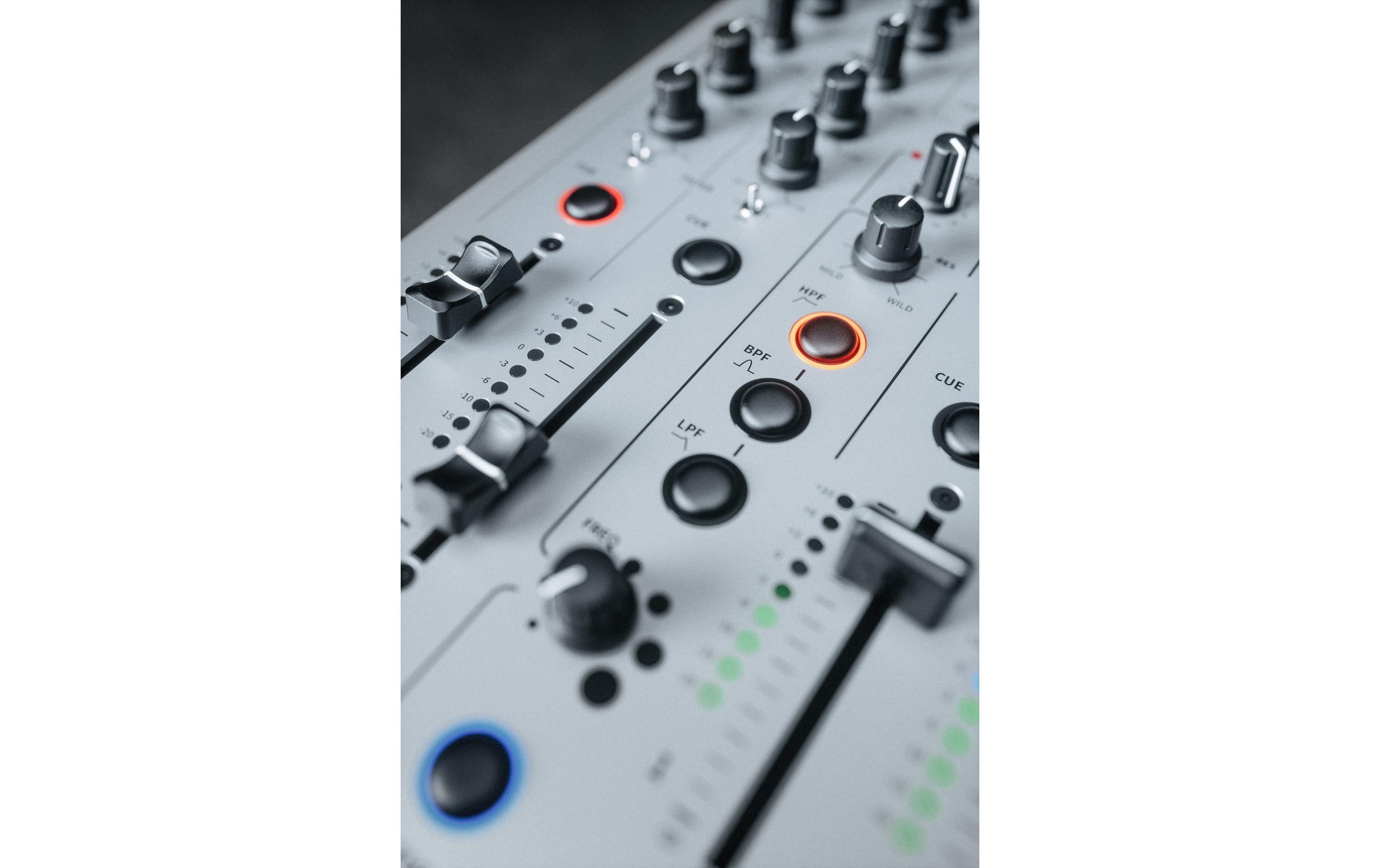 DJ-Mixer XONE:96<br>Analoger DJ-Mixer
