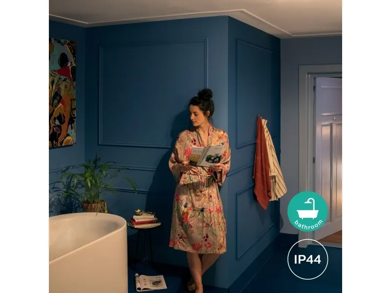 Philips Hue White ambiance Adore Bathroom - Indlejret spotlys - LED-spot lyspære - GU10 - 5 W (tilsvarende 50 W) - klasse A - varm hvid til kølig dagslys - 2200-6500 K - krom (pakke med 3)