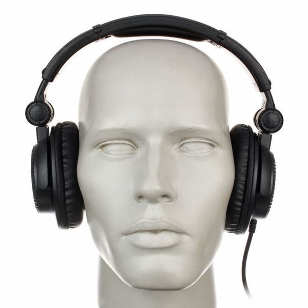 Behringer HC 200