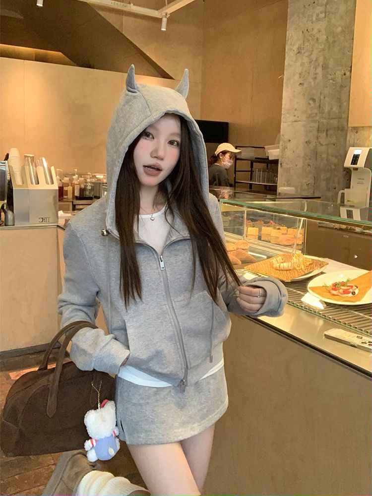 ANORA - Hoodie met trekkoord en hoornaccent