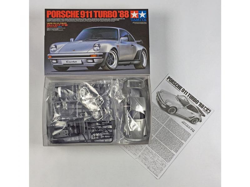 Tamiya Bausatz Porsche 911 Turbo, 1988 1:24 Detailgetreuer Modellbausatz im Massstab 1:24