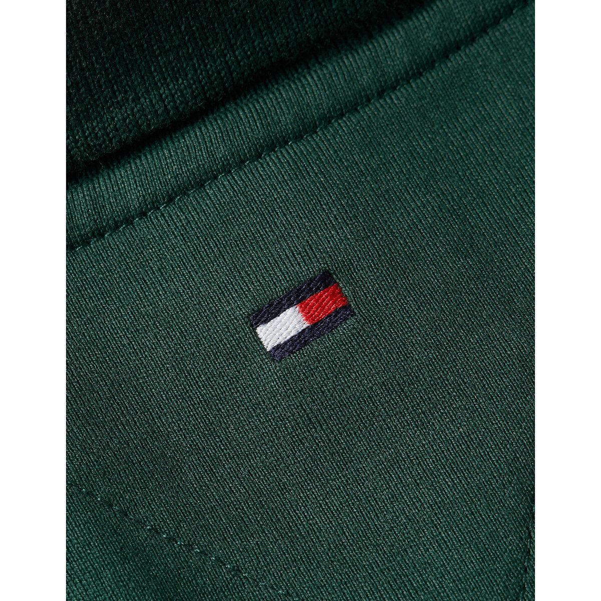 TOMMY HILFIGER<br>Polo reta com blocos de cores e logotipo bordado