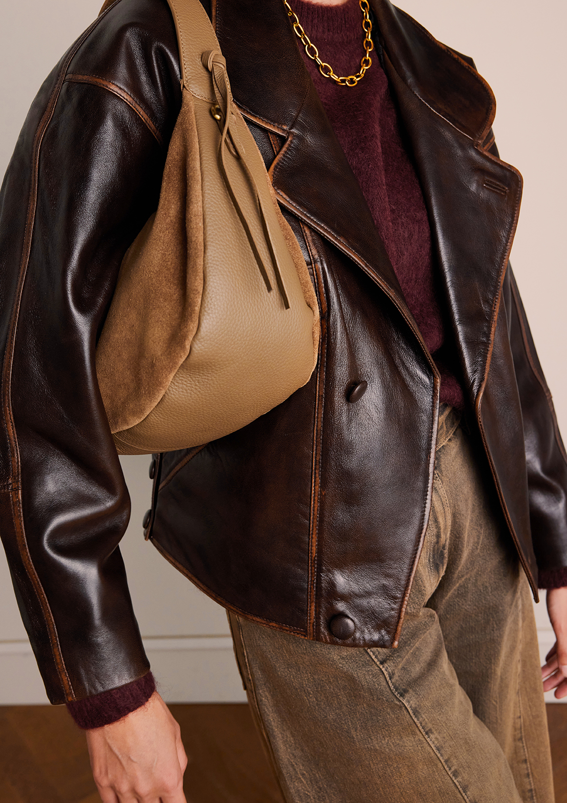 Taupe suède handtas