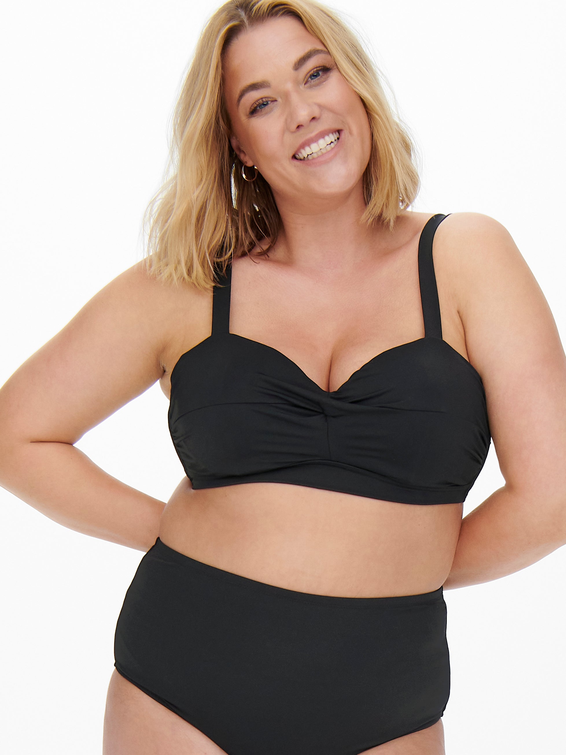 CARSOPHIA Bikini-Oberteil Black