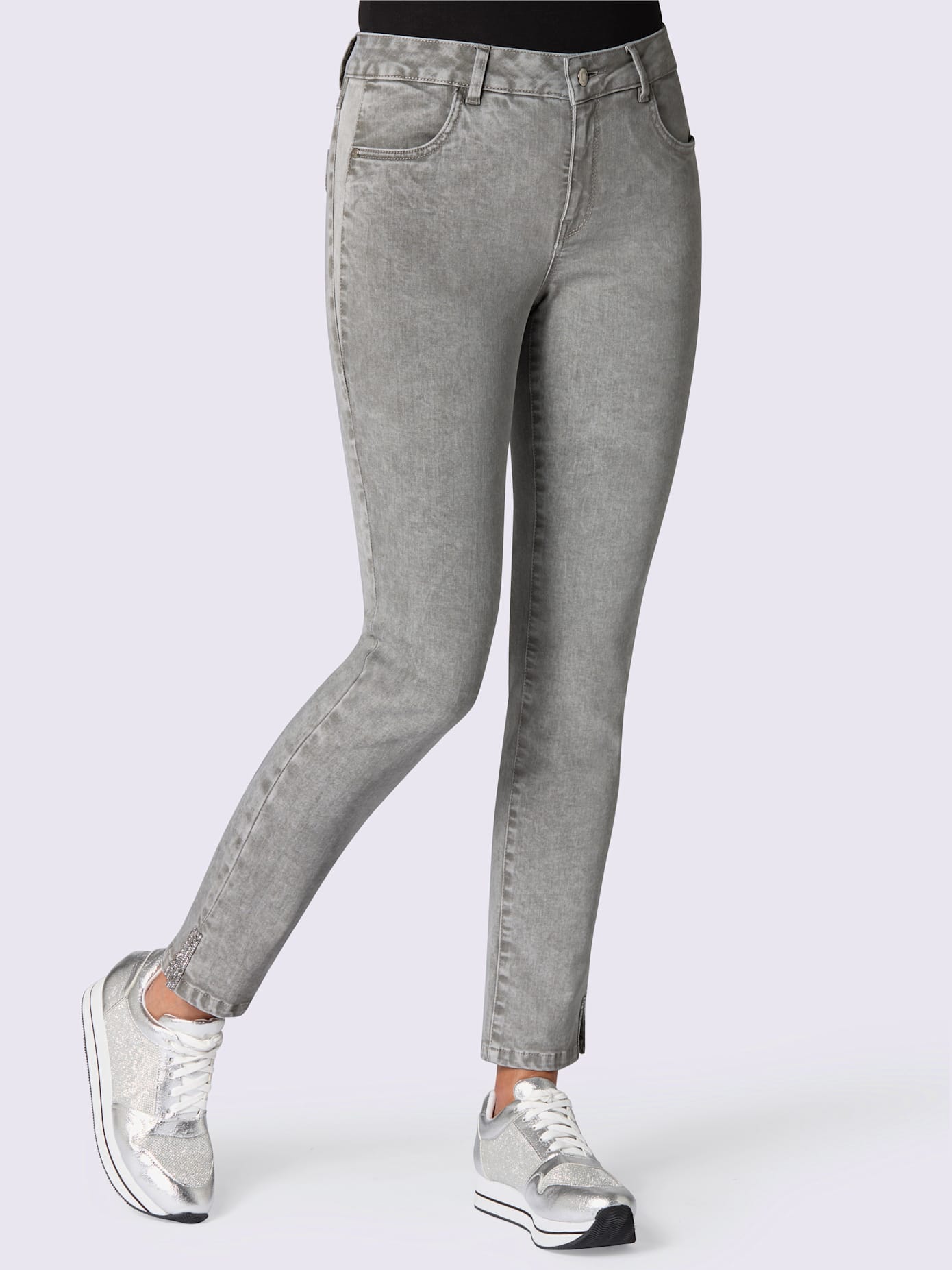 Jean femme chic tendance petits ornements cheville