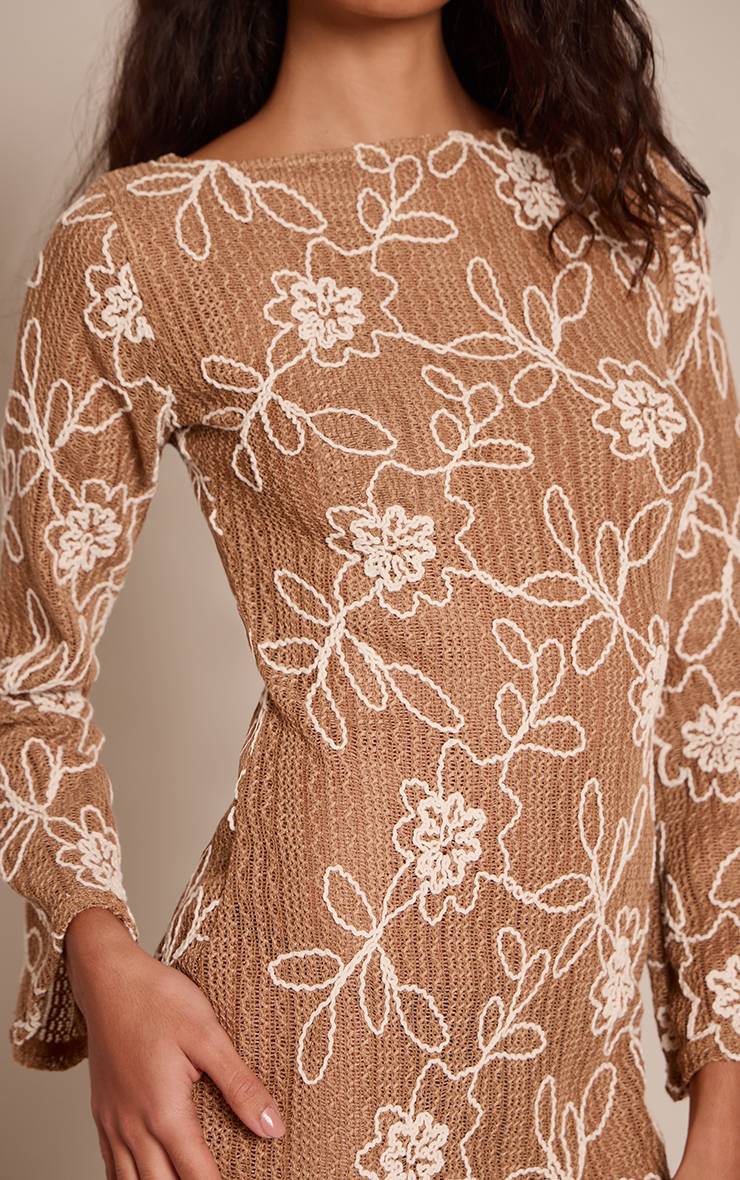 Marron Robe Droite À Manches Longues À Motif Floral Texturé