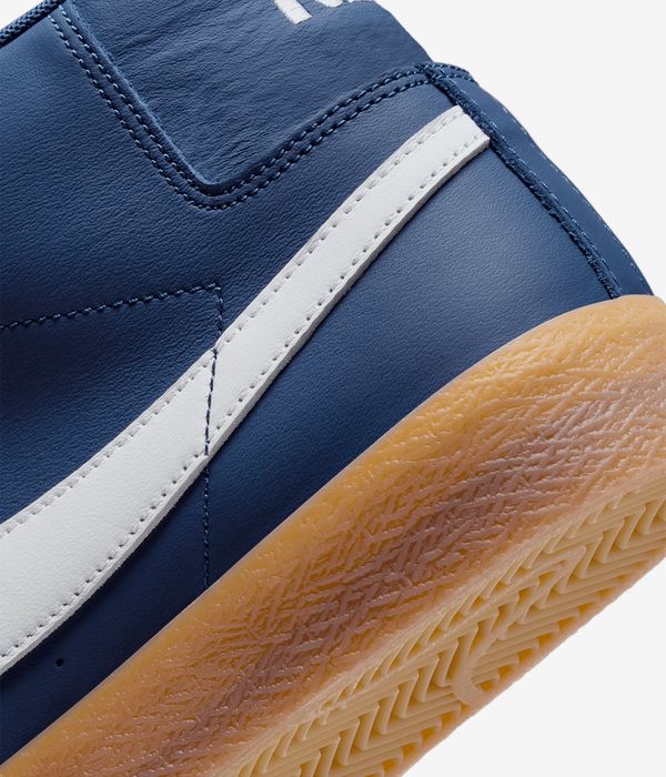 Nike SB Zoom Blazer Mid Schuh (navy white navy gum)