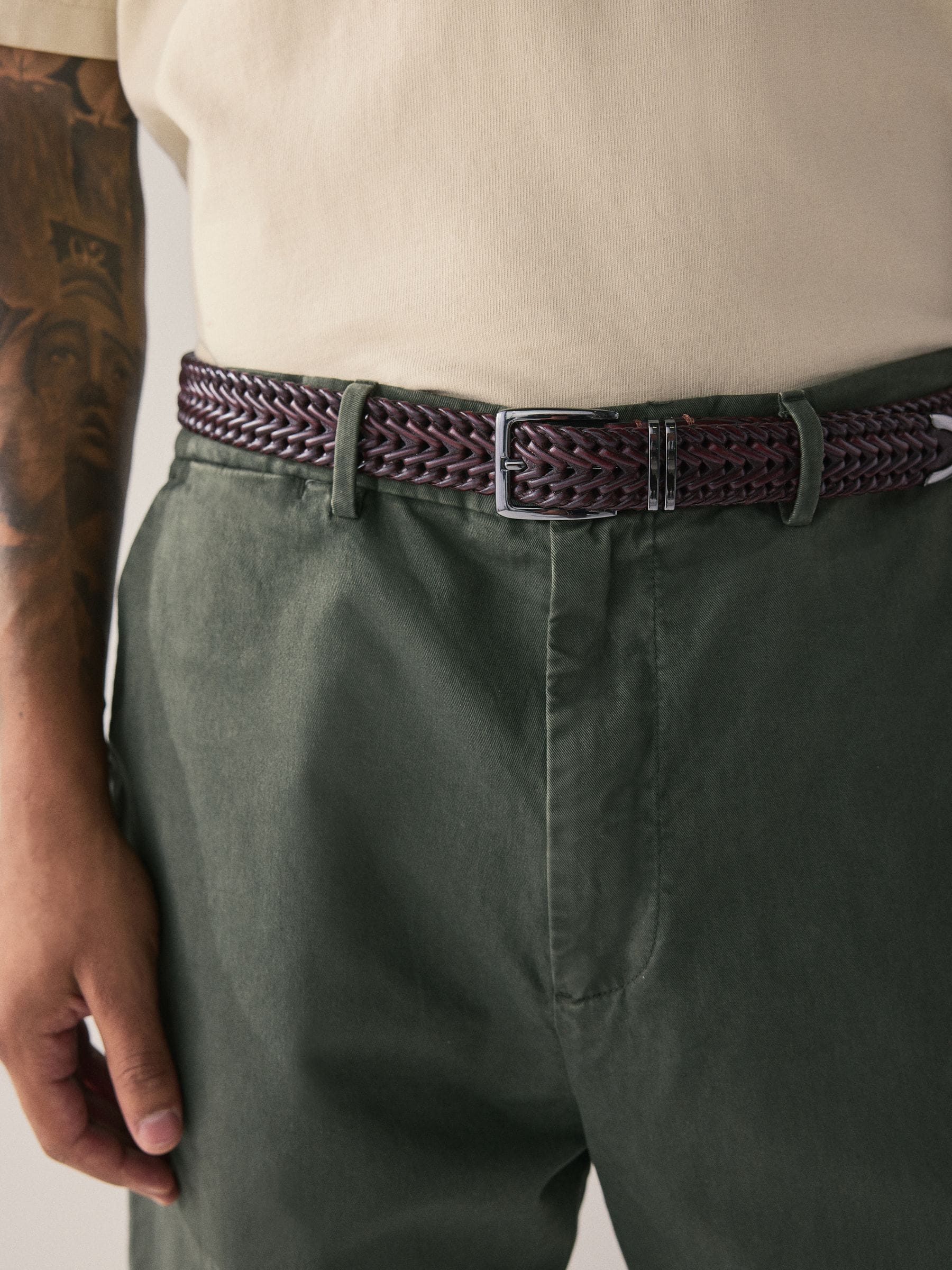Chocoladebruin - Woven Leather Belt With Metal Tip