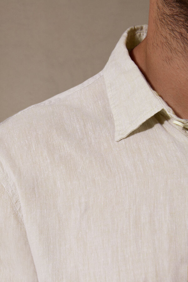 Camisa de linho e algodão