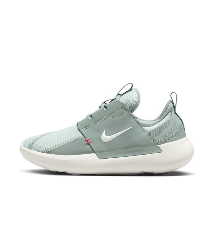 Nike Women Nike E-Series AD Sneakers