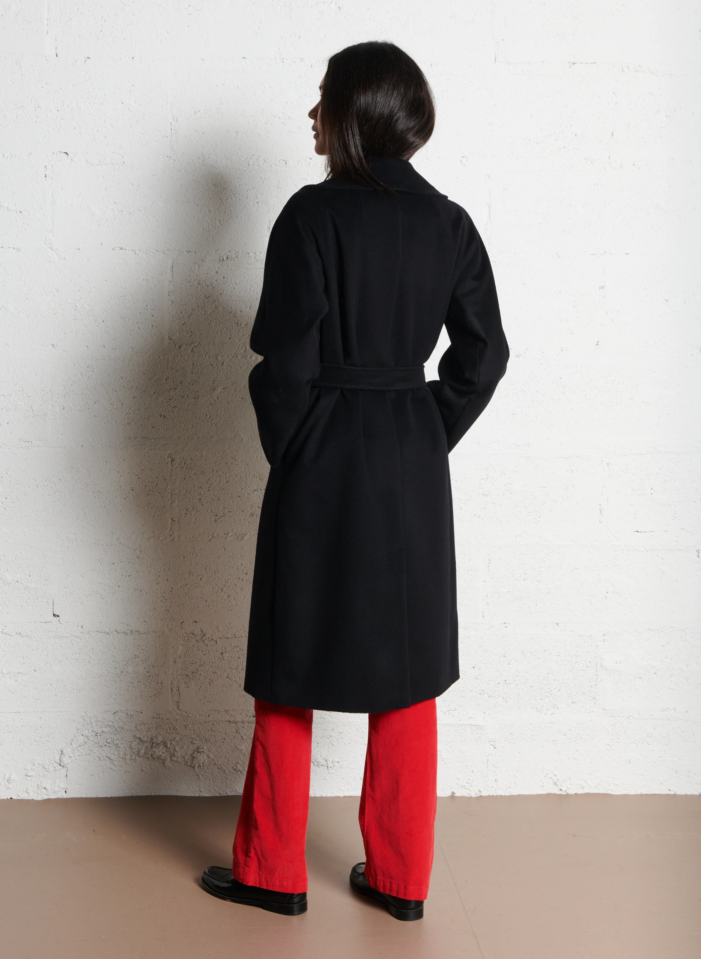 RESINA - Manteau long droit col tailleur en laine | Noir