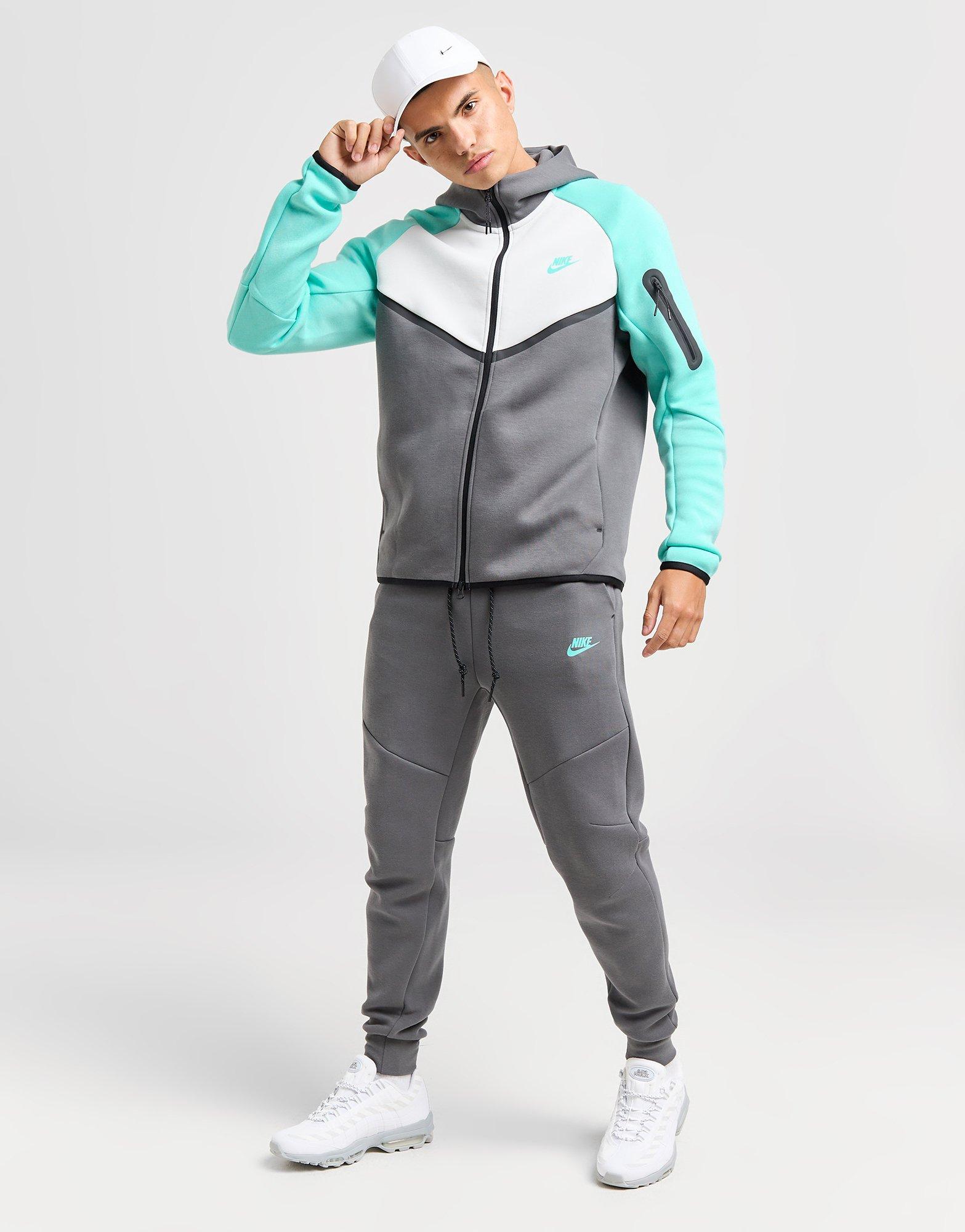 Nike Tech Fleece Full Zip Hoodie