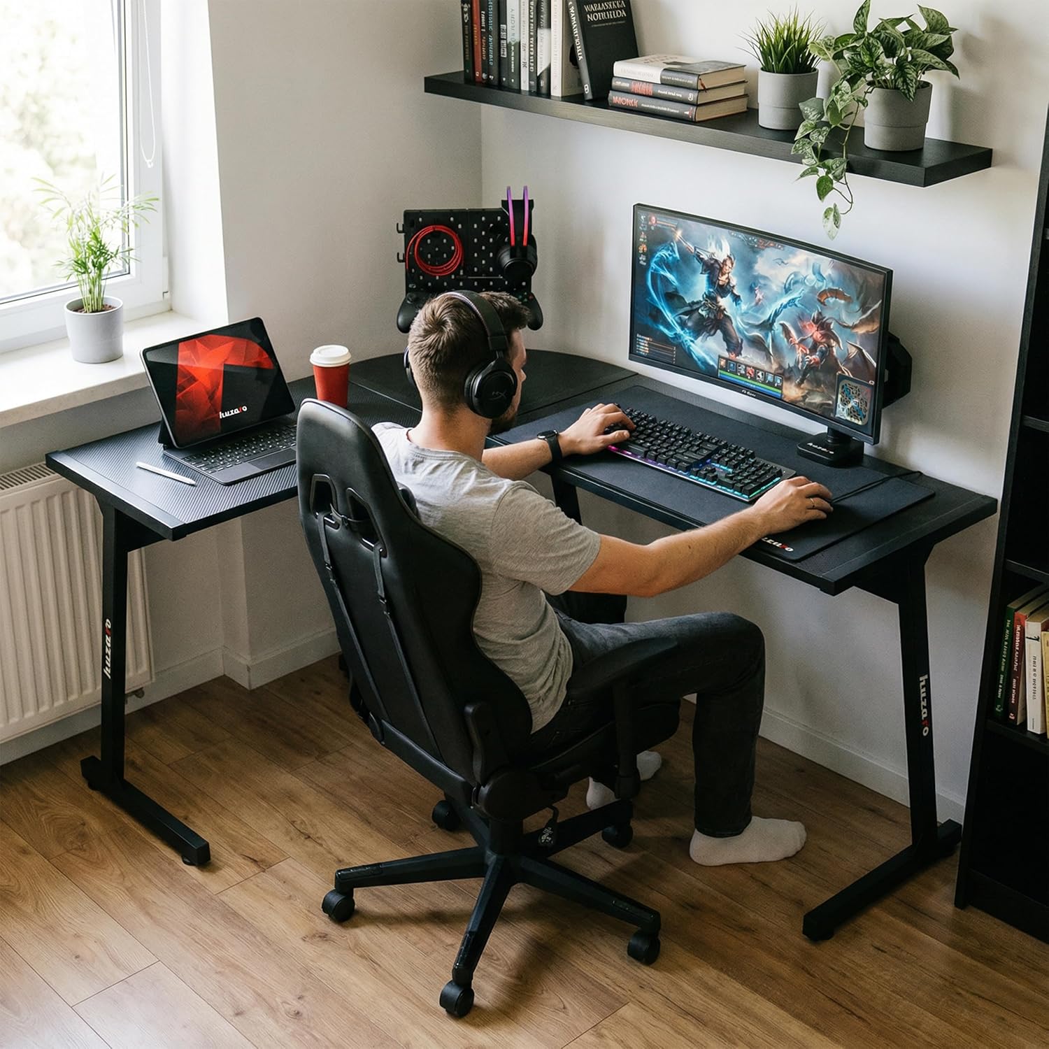 huzaro Hero 6.0 Black – L-Form Eckschreibtisch Gaming Tisch Schreibtisch Computertisch Bürotisch – Homeoffice Arbeitszimmer Büro – Rechts Links Montage – Carbon Tischplatte – 147x112cm – Schwarz