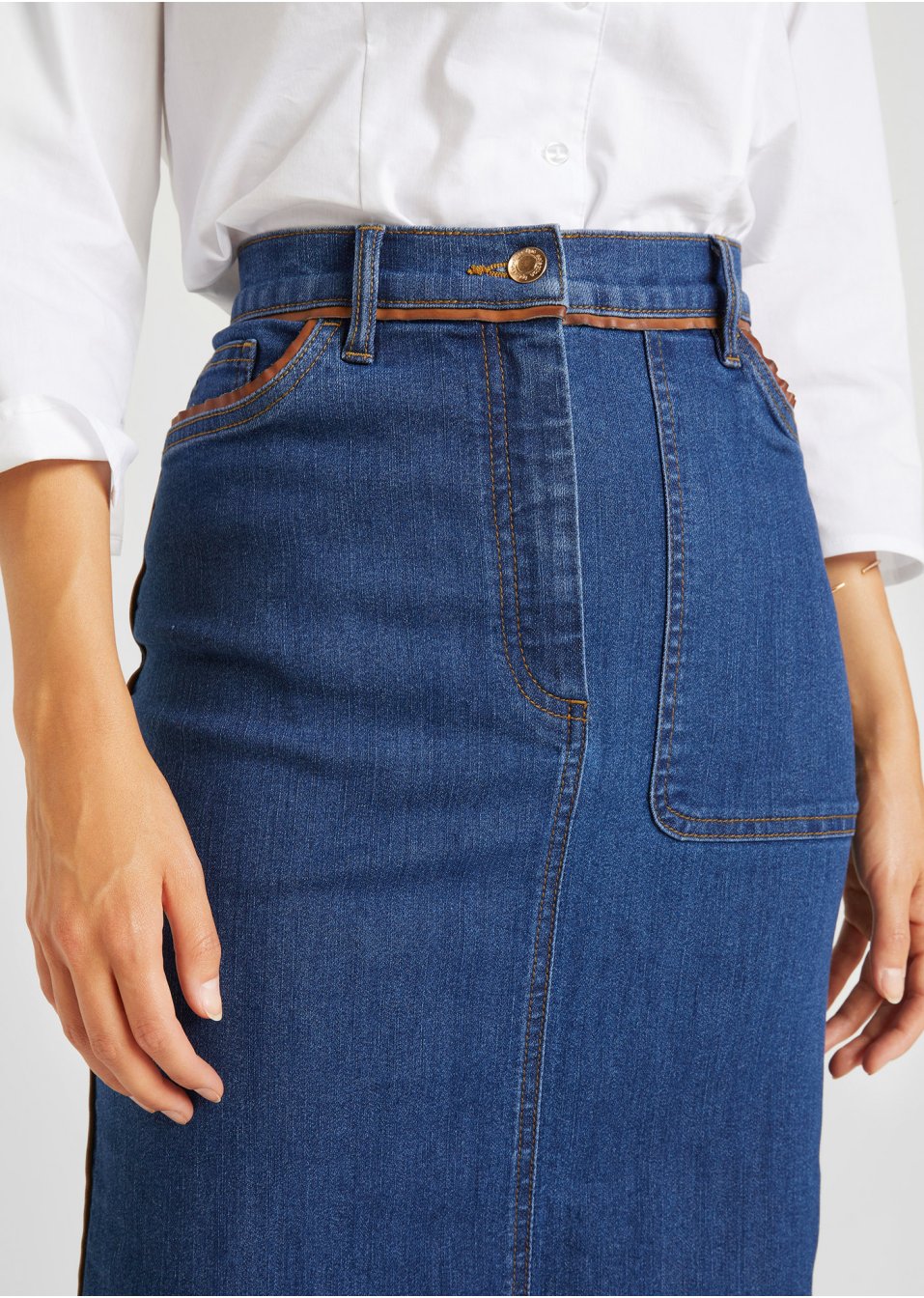 Jupe en jean avec passepoil PU