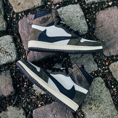 Air Jordan 1 Retro High Travis Scott 