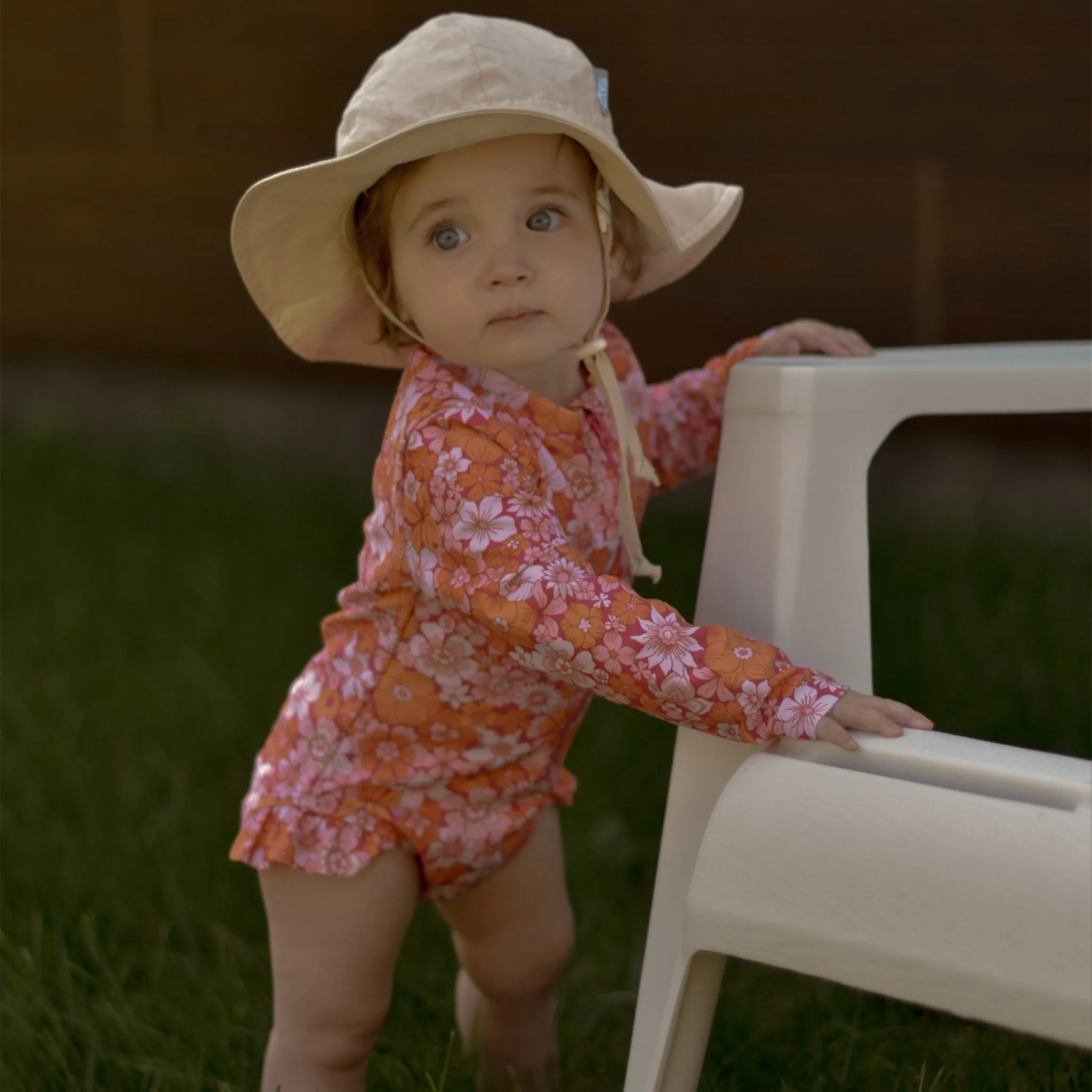 Look Maillot UV Fleurs Retro 3-24mois