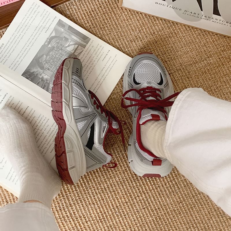 SouthBay Shoes - Platform Mesh Panel Veterschoenen