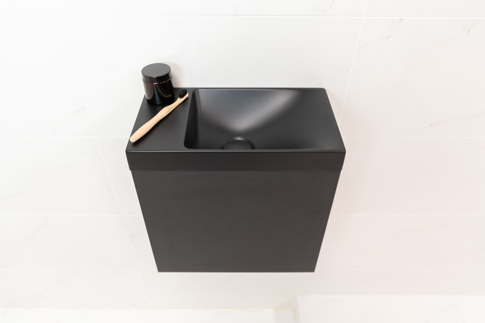 Sanigoods Minimo toiletmeubel 40cm mat zwart met mat zwarte fontein zonder kraangat