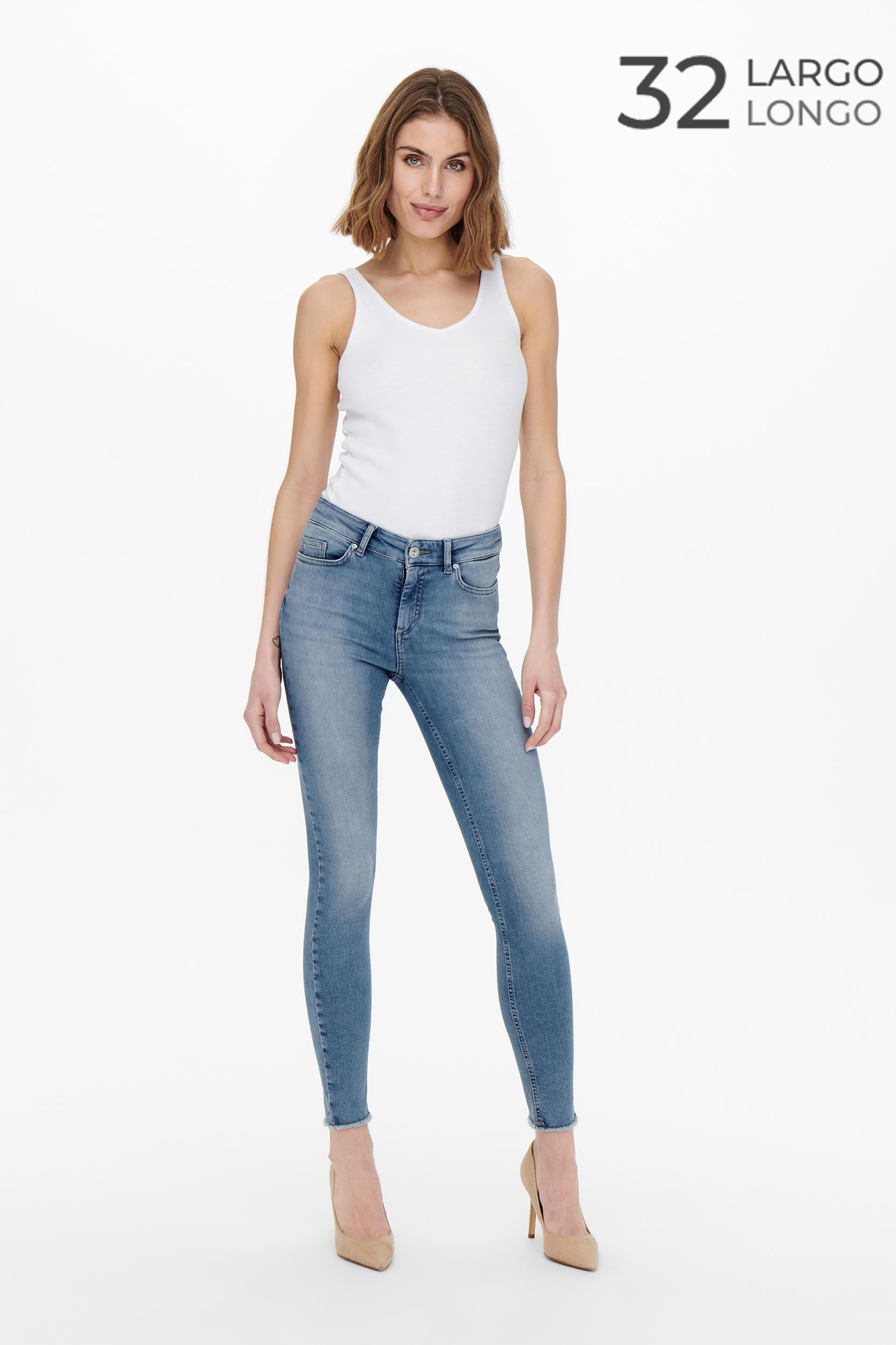 Calça jeans skinny e cintura média