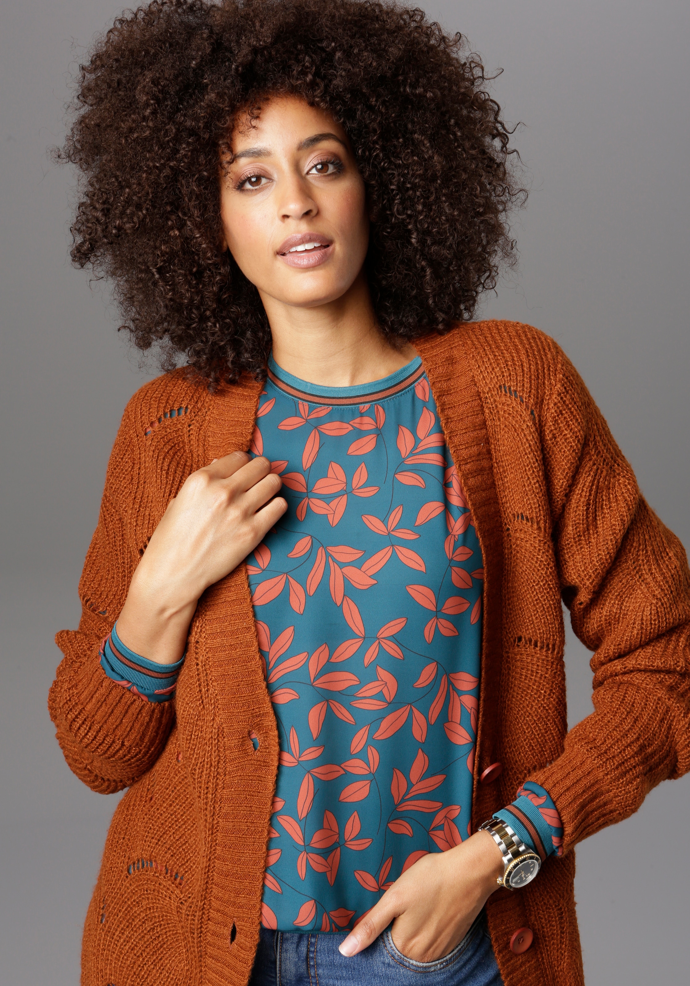 Aniston SELECTED Longstrickjacke , mit Lochstrick-Muster