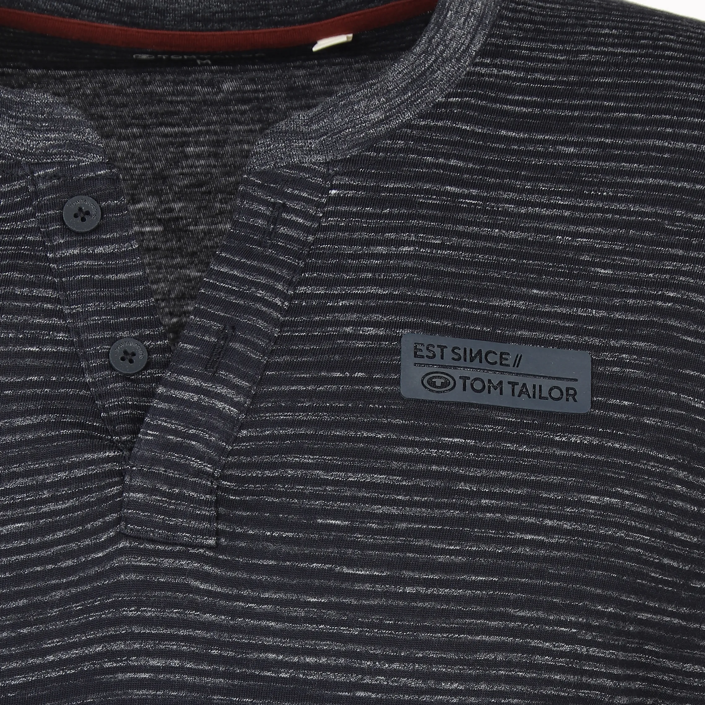 Herren Langarmshirt mit Serafino-Ausschnitt