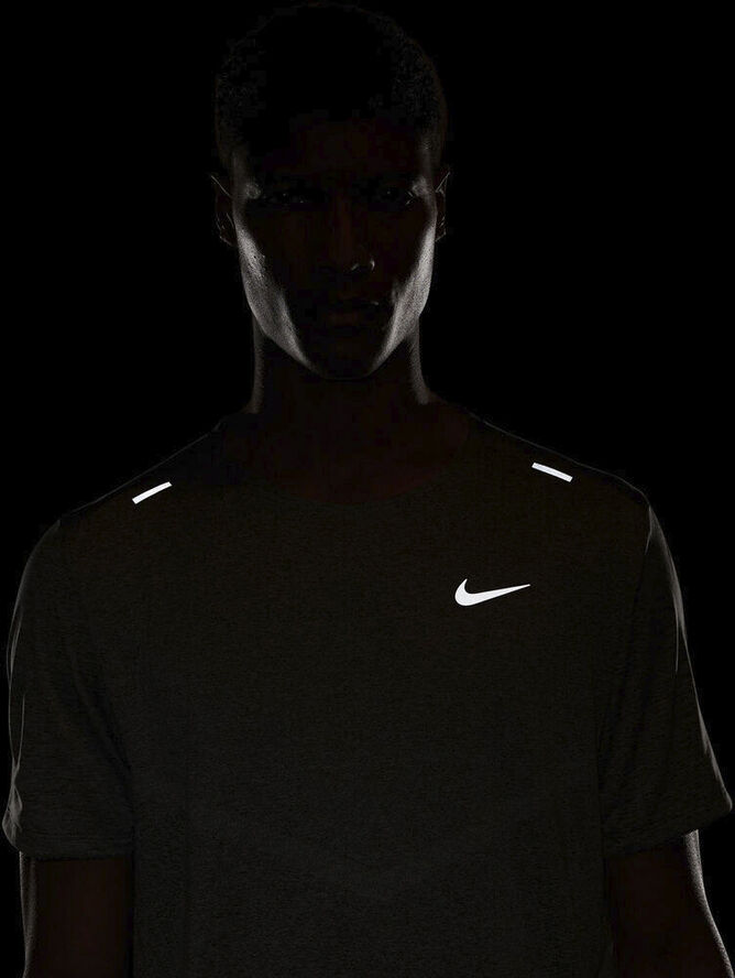 Nike Dri-FIT Rise 365 løbe T-shirt Grå