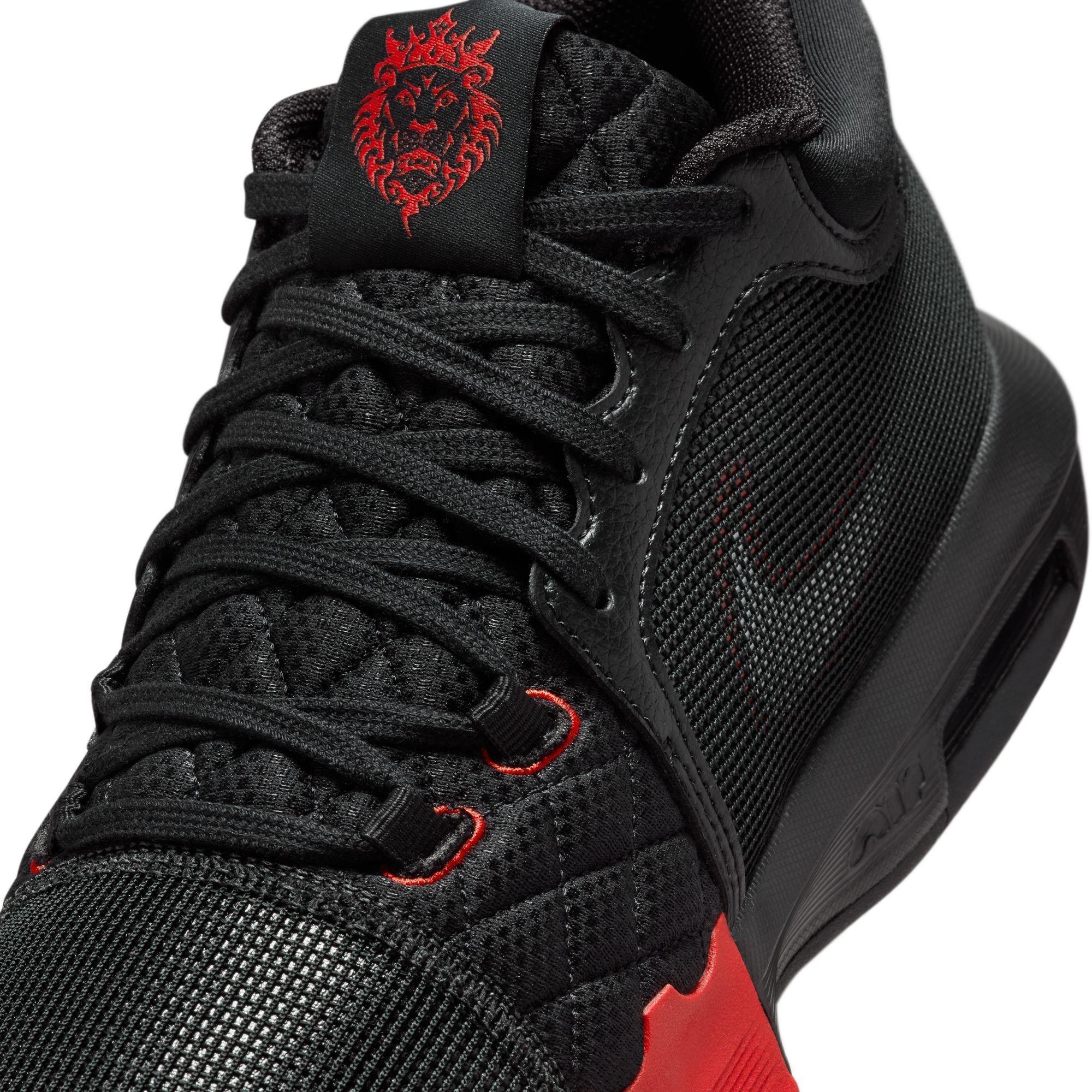 Nike LeBron Witness 8 Basketball Shoes