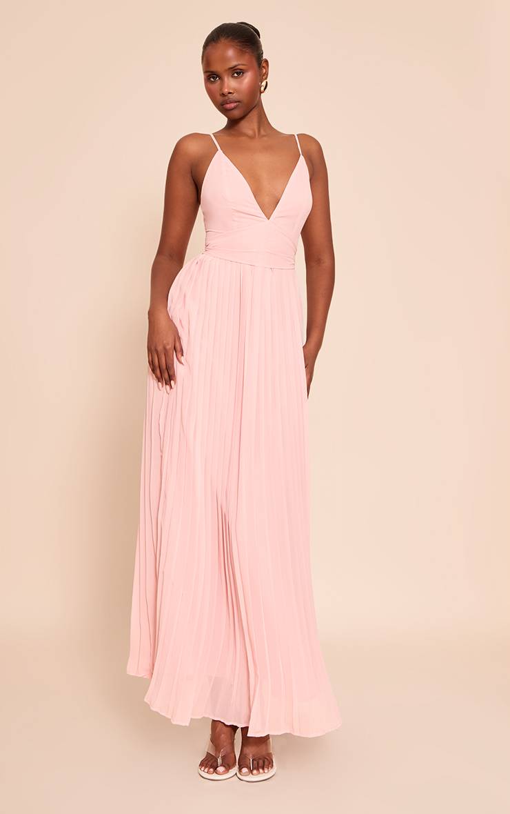 Rose Pâle Robe Longue En Mousseline Plissée À Bretelles Avec Ceinture