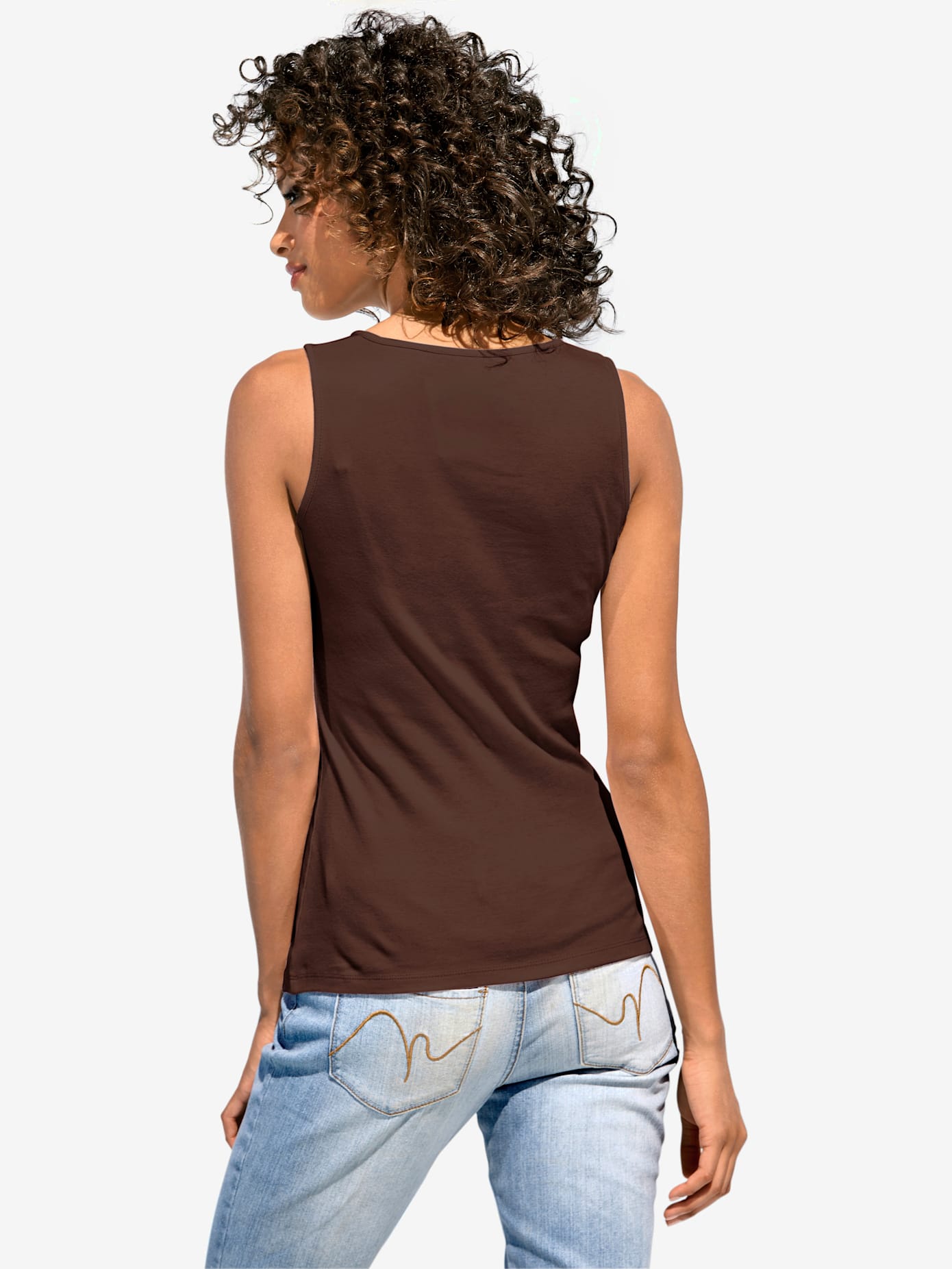Débardeur à encolure carrée look basique tendance facile à associer