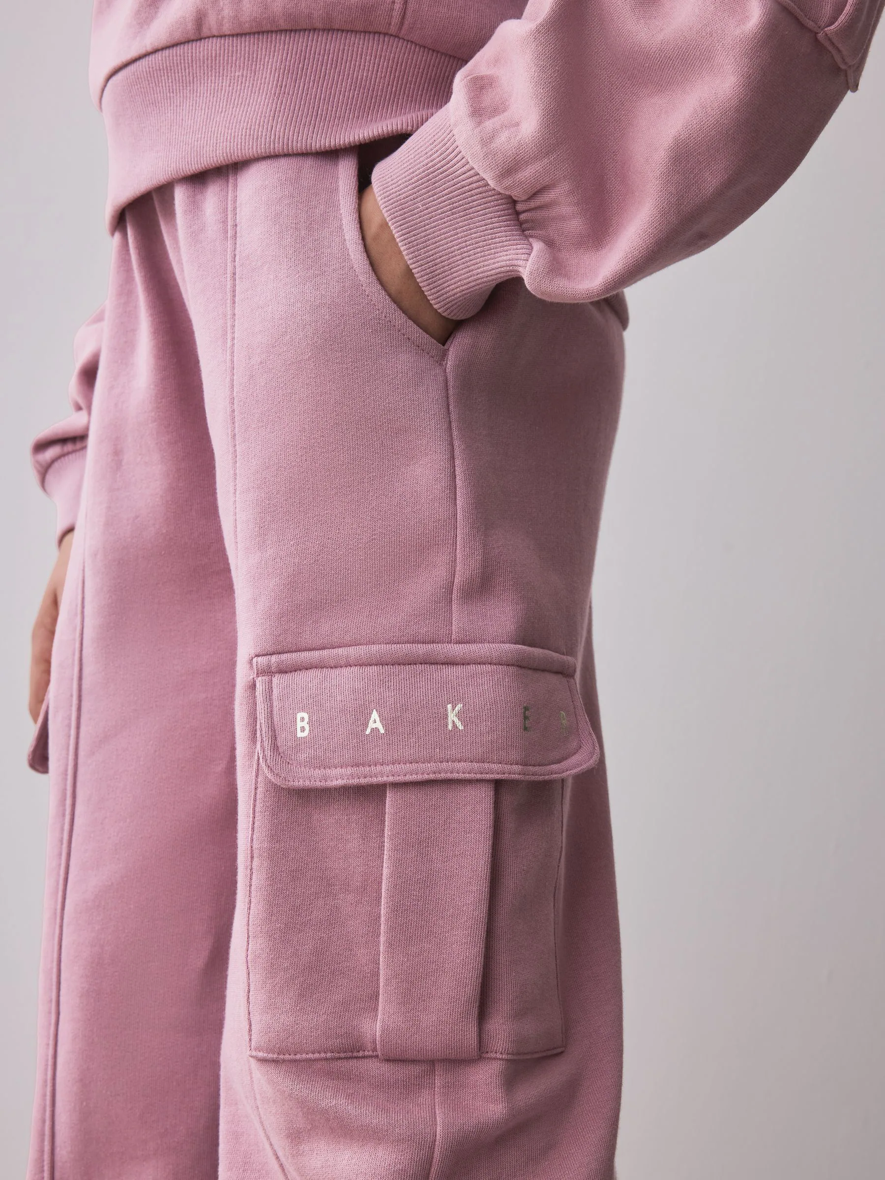 Baker by Ted Baker Paarse 2 Pieces Hoodie en Cargobroeken met Wijde pijpen Set