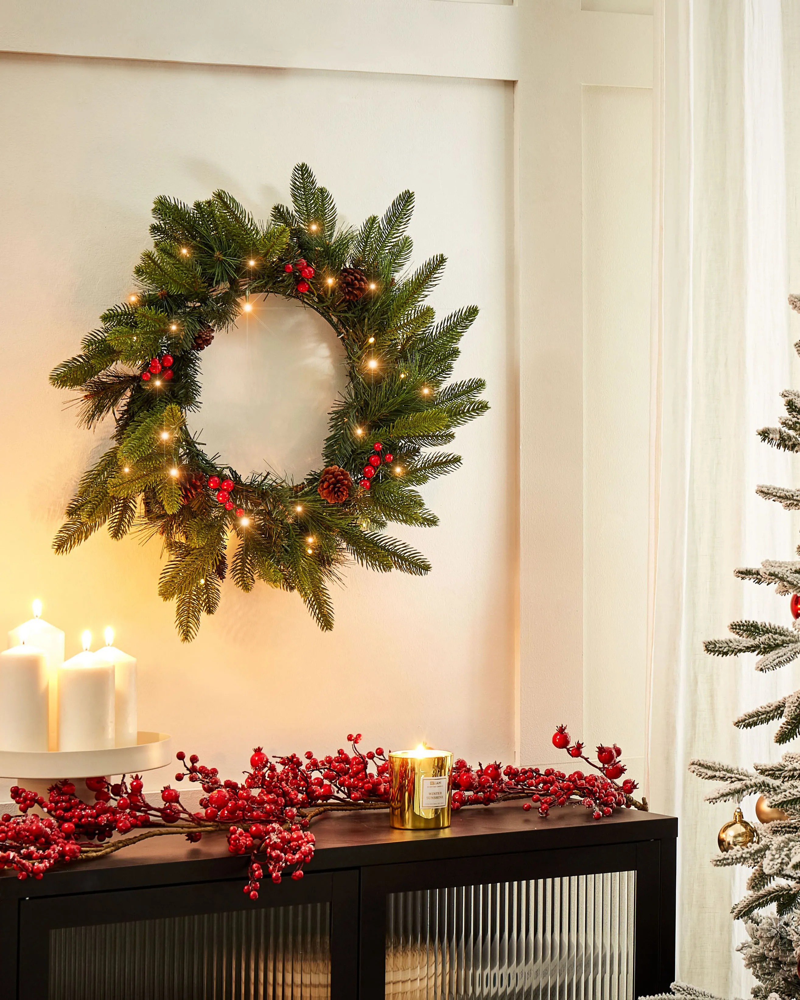 Kerstkrans LED WHITEHORN Donkergroen 50 cm