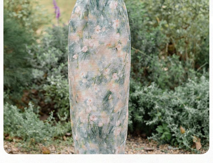 Nebbia - Spaghettibandjes bloemenprint bodycon midi-jurk / cropped vest / set