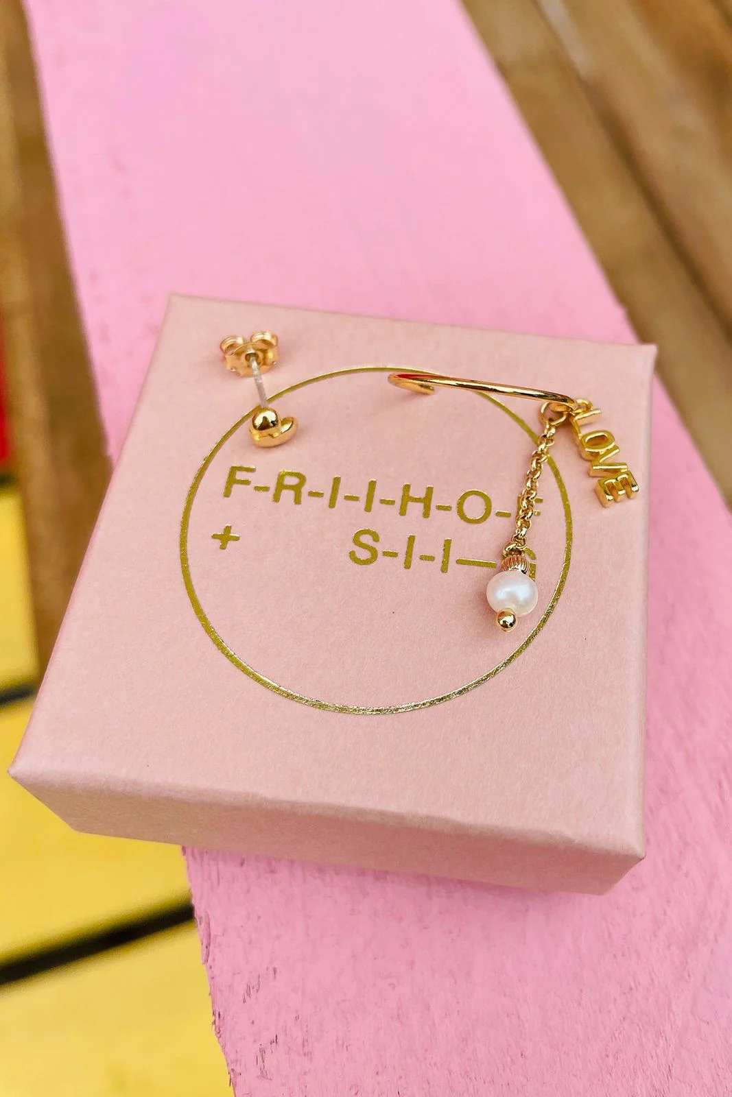 Friihof+Siig Øreringe Love Box