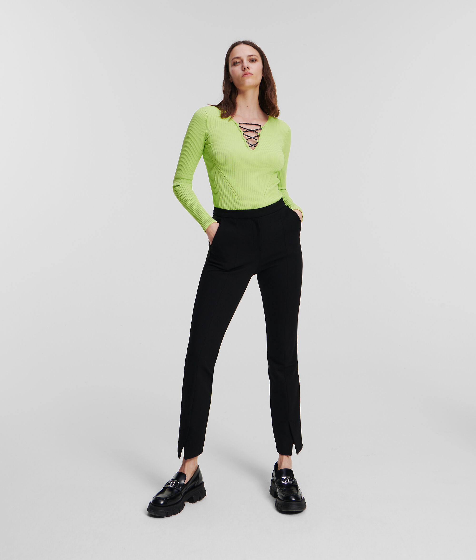 PANTALON EN PUNTO AVEC LOGO KARL